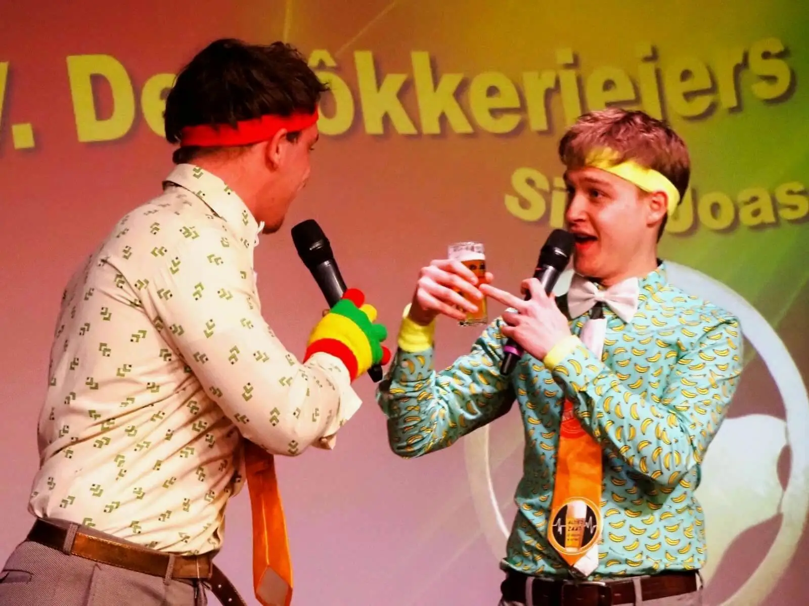 Sjeale Zeiver optreden op lokaal evenement